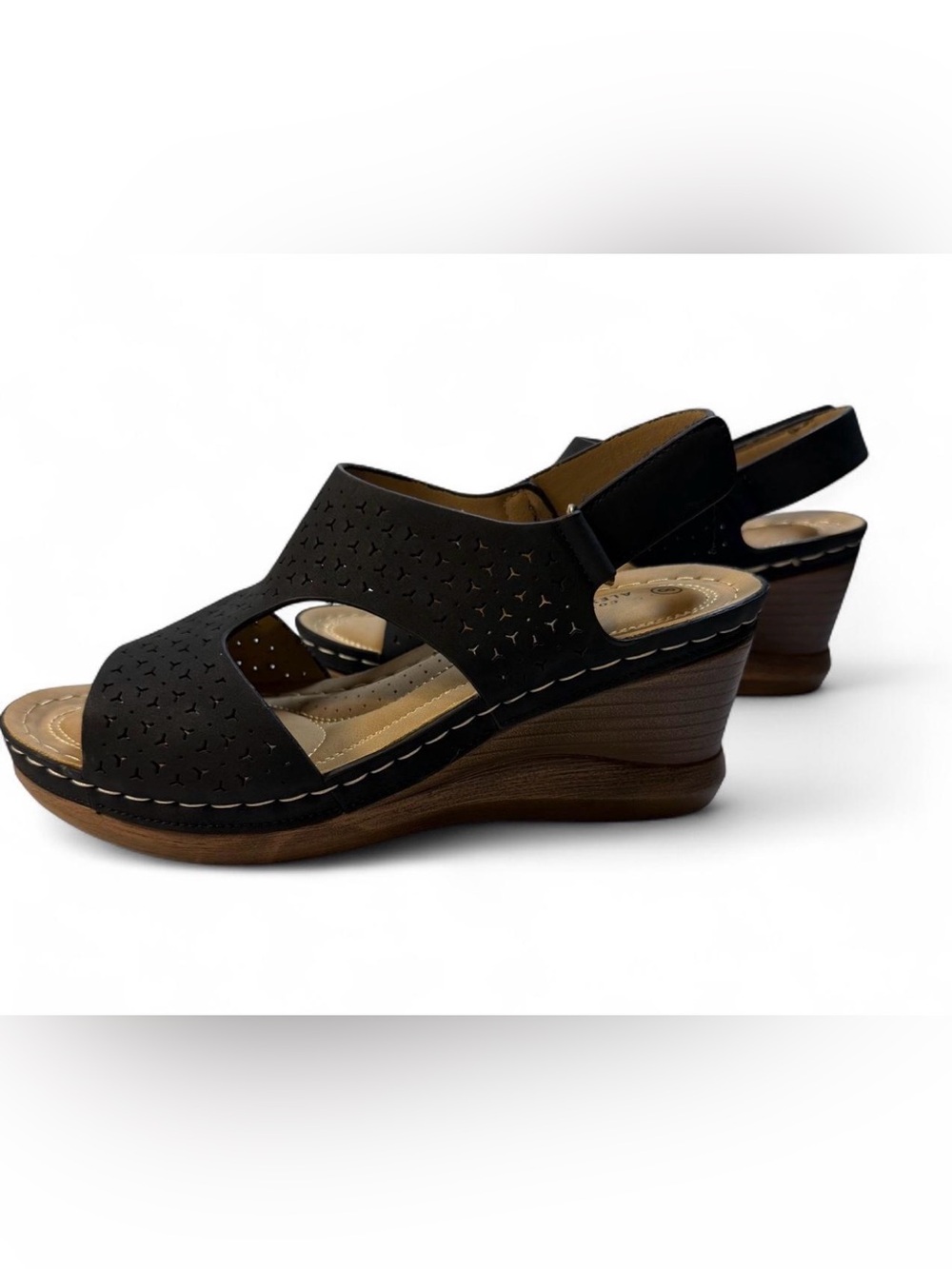 Alexis Bendel Comfort Lift Black Perforated Slingback Wedge Sandals Size: 8